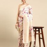 Women Floral Print Saree with Contrast Border