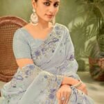Women Floral Traditional Saree With Blouse